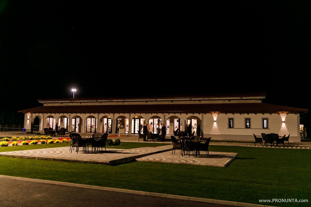 Отель Domeniile Panciu Winery & Resort Sîrbi-24